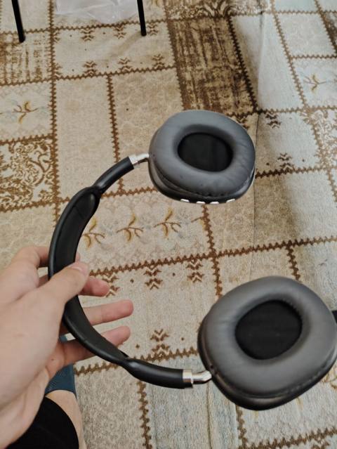 Əla səsi var. Üstündə adapder verilir Qulaqlıq – over-ear — Xaçmaz