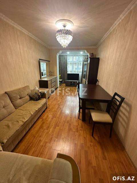 Köhnə tikili Satılır Suraxanı r., Qaraçuxur q., 4 otaq, 100 m² — Bakı