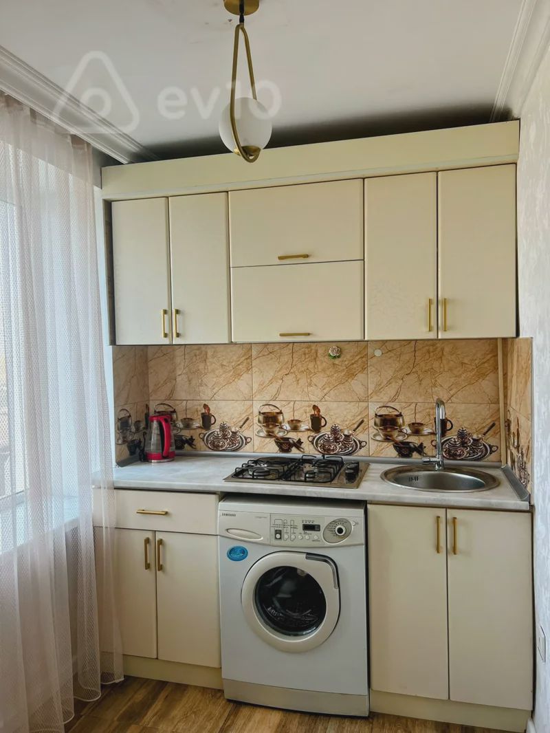 For rent: 1-room apartment (old building), 40 m² — Mənzil, Bakı (5)
