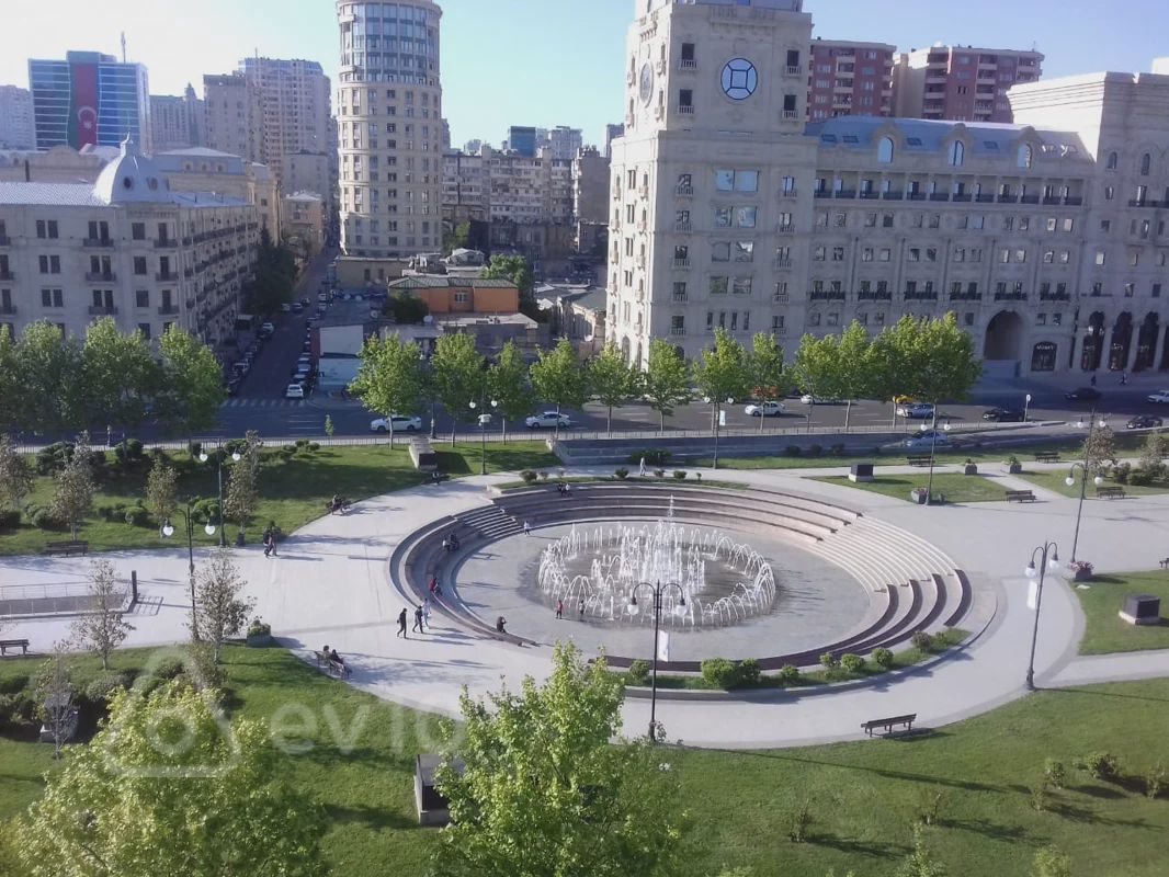 For sale: 4-room apartment (new building), 247 m² — Mənzil, Bakı (2)