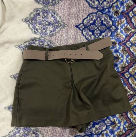 Şort, Zara, S, rəng - Yaşıl — 25 ₼ · Bakı · Şortlar Şort, Zara, S, rəng - Yaşıl — Bakı