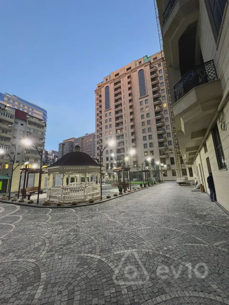 4 otaqlı mənzil, 212 m², Cəfər Cabbarlı — Mənzil, Bakı (3)