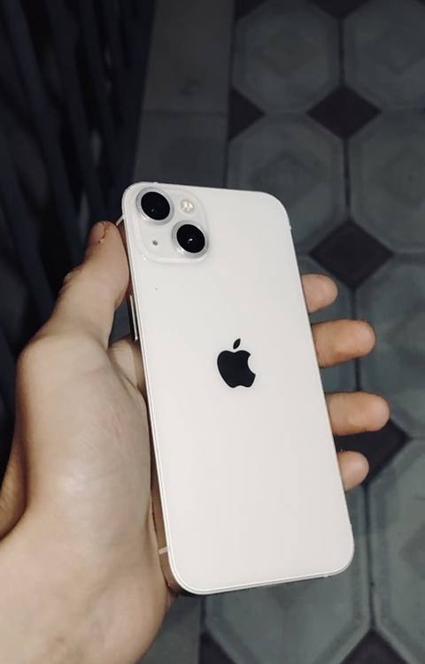 IPhone 13, 128 GB, Ağ, Simsiz şarj — Xankəndi