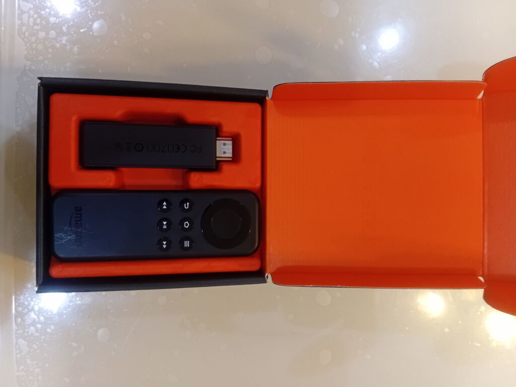 Yeni Smart TV boks Amazon Ünvandan götürmə — TV qabları və media pleyer, Masazır (2)