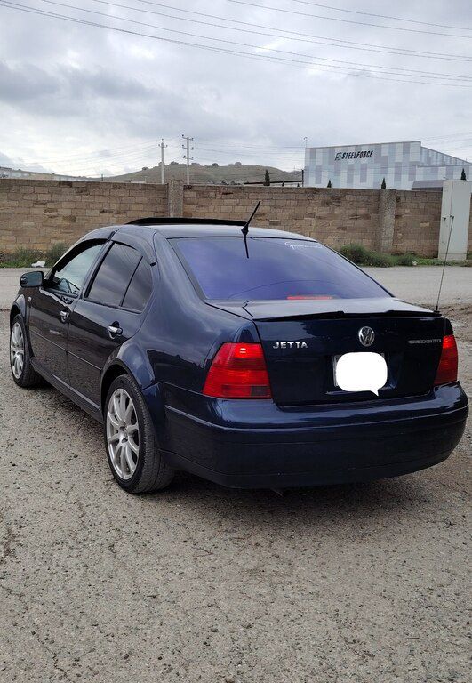 Volkswagen Jetta, 2 л, 2003 г., 236 213 км — Avtomobillər, Bakı (4)