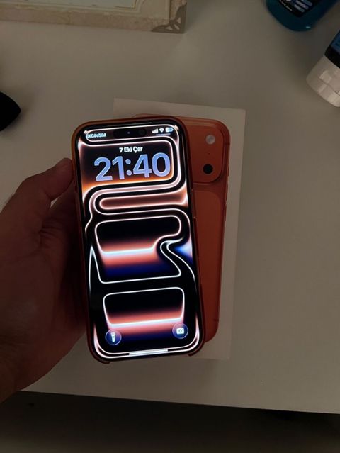 Narıncı, Face ID — 1 850 ₼ · Bakı · Apple iPhone Narıncı, Face ID — Bakı
