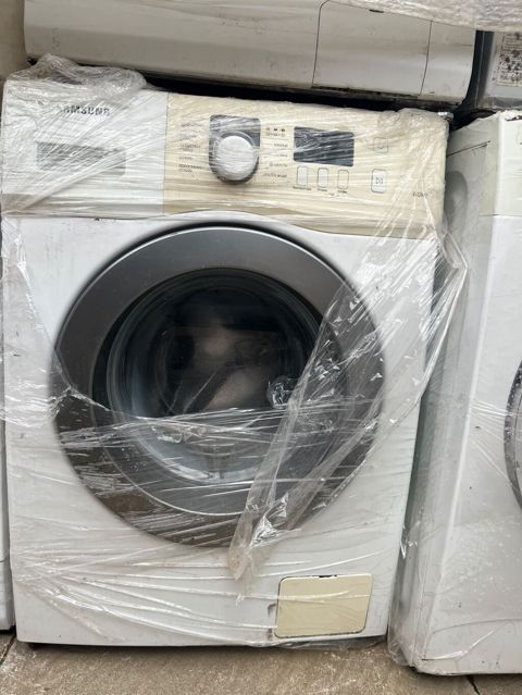 Samsung önyükləməli paltaryuyan maşın - Baraban həcmi: 6 kq - Ön — 220 ₼ · Bakı · Çamaşır maşınları Samsung önyükləməli paltaryuyan maşın - Baraban həcmi: 6 kq - Ön — Bakı