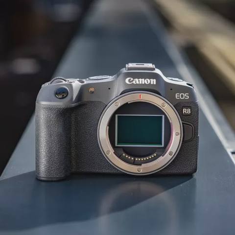 Canon EOS R8 Body — Bakı
