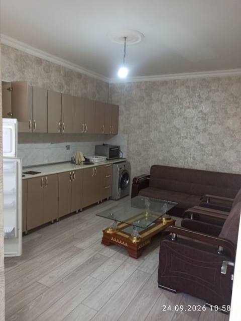 Masazirda 2 otaglı həyit evi kirayə verilir Yalnız ailəyə verilir — Masazir