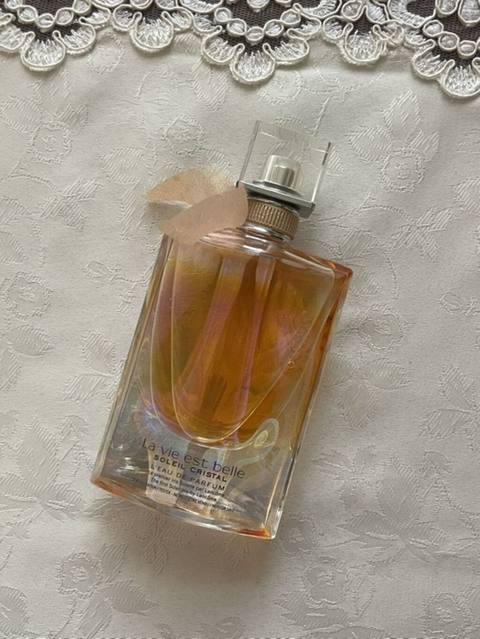 Original lancome la viest belle(çox az istifade olunub 90 faiz — 50 ₼ · Bakı · Ətir Original lancome la viest belle(çox az istifade olunub 90 faiz — Bakı