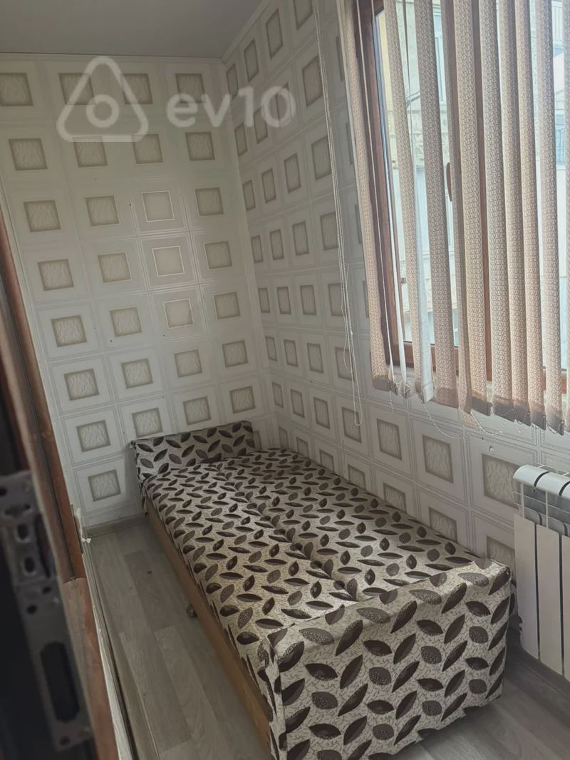 For rent: 2-room apartment (old building), 65 m² — Mənzil, Bakı (7)