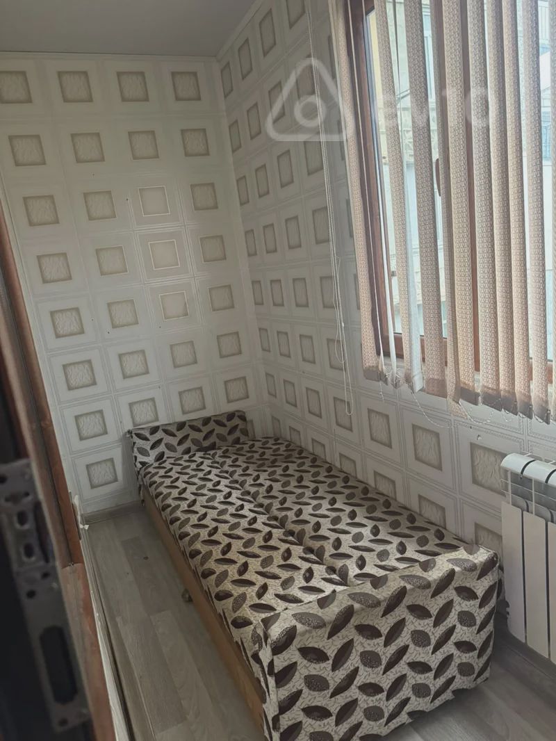 For rent: 2-room apartment (old building), 65 m² — Mənzil, Bakı (7)