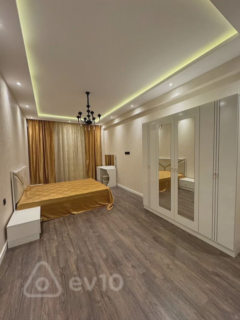 3 otaqlı mənzil, 151 m², tib uni — kirayə — Mənzil, Bakı (11)