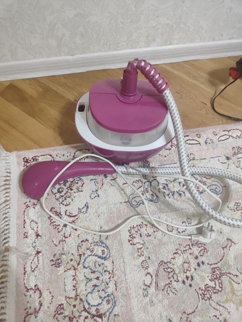 Dik buxar ütüsü/steam steamer - Rəng: bənövşəyi–ağ - Su çəni olan — 35 ₼ · Bakı · Buxar soxucu Dik buxar ütüsü/steam steamer - Rəng: bənövşəyi–ağ - Su çəni olan — Bakı