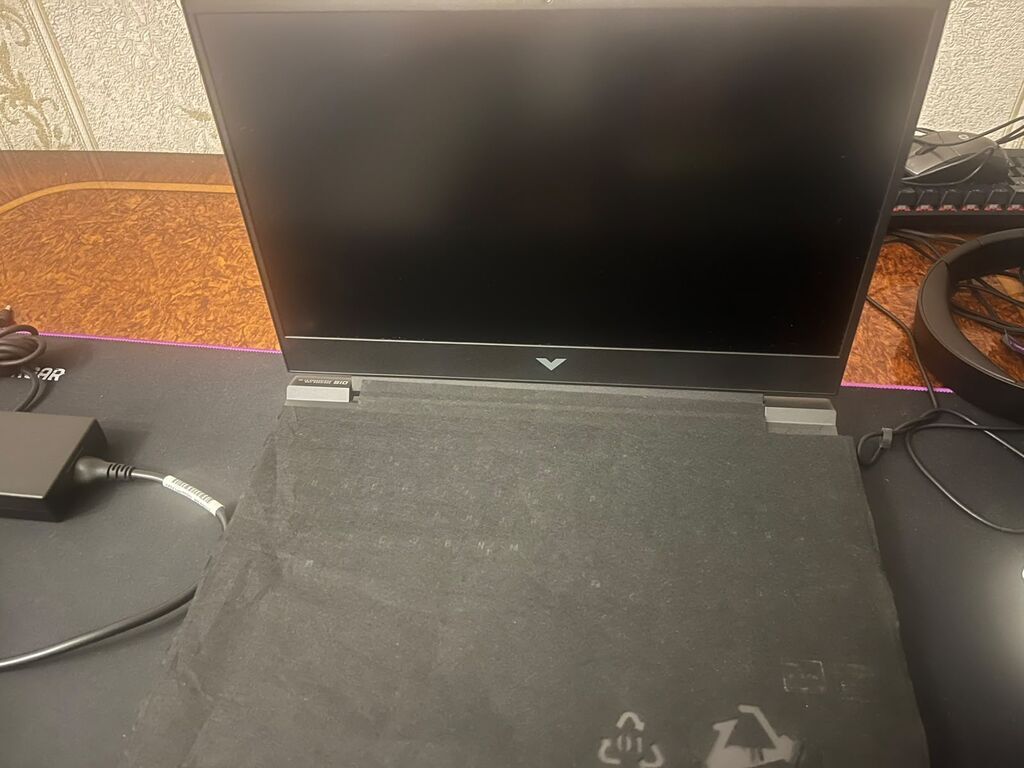HP vıctus gamıng set — RTX 4050 ryzen 7 zəmanətli — Digər, Bakı (9)
