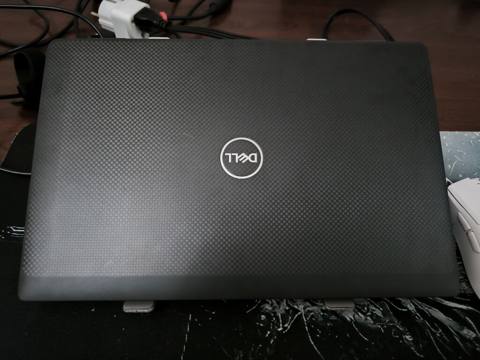 İşlənmiş Dell Latitude, 13.3 Intel Core i5, 256 GB, Rayonlara çatdırılma — Noutbuklar va planshetlar