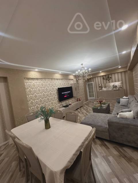 3 otaqlı mənzil, 95 m², Əsəd Əhmədov küçəsi — Bakı