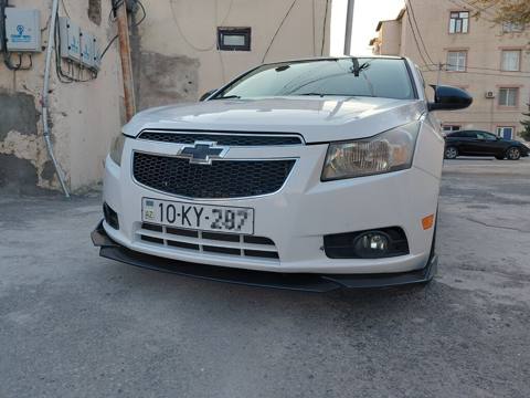 Chevrolet Cruze: 1.4 l 2013 il 180513 km Sedan — 13 000 ₼ · 2013 · 180 513 km · Güzdək · Avtomobillər Chevrolet Cruze: 1.4 l 2013 il 180513 km Sedan — Güzdək