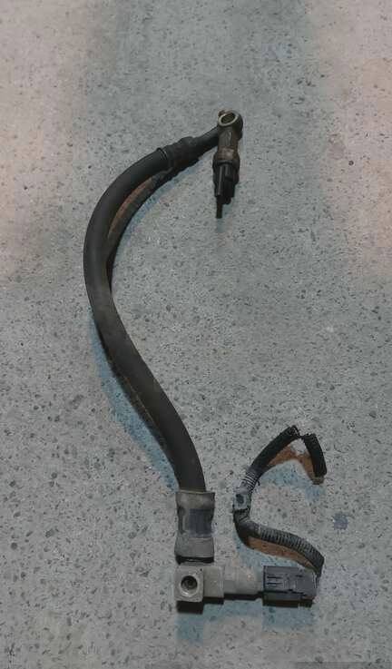 Hidrogücləndirici şlanqı Nissan Sunny — Cars