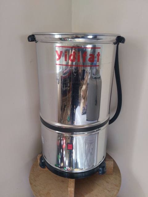 Yidifat elektrikli yağ aparatı - Material: paslanmayan polad gövdə — 130 ₼ · Salyan · Samovarlar Yidifat elektrikli yağ aparatı - Material: paslanmayan polad gövdə — Salyan