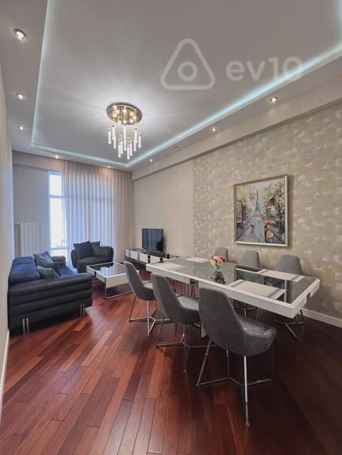 2 otaqlı mənzil, 60 m², Akad Şamil Əzizbəyov 72 — günlük kirayə — Баку