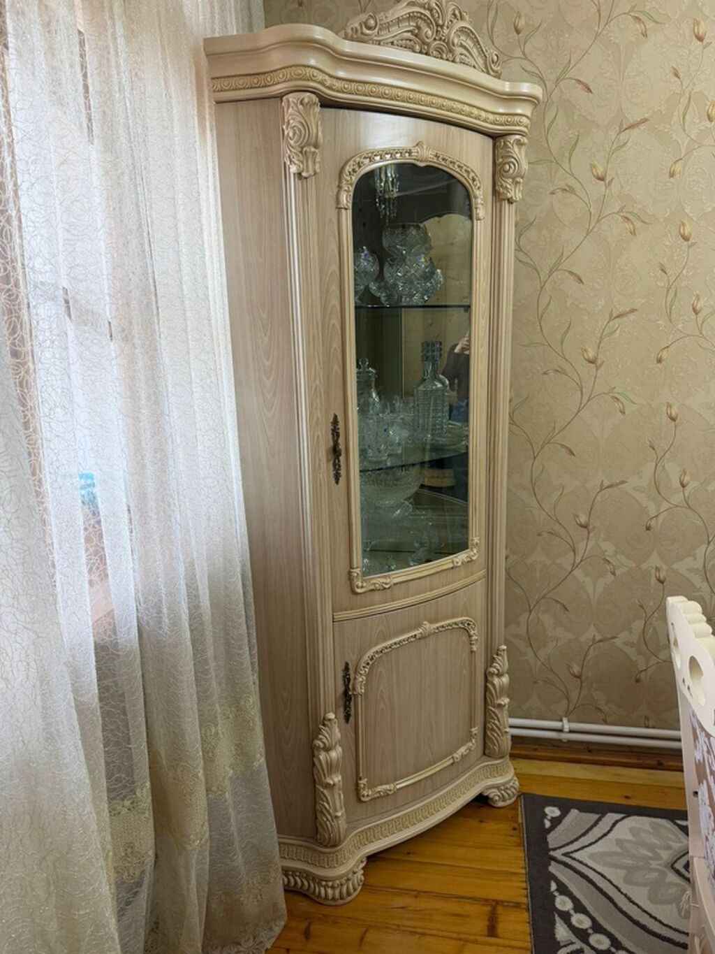 Klassik üslubda vitrin dəsti - Material: ağac teksturalı MDF/şpon — Şkaflar, Gəncə (2)