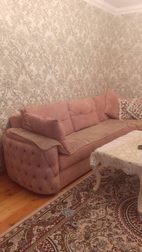 Künc divan – pastel rozu rəngdə, yumşaq parça üzlüklə — 1 000 ₼ · Gəncə · Divanlər Künc divan – pastel rozu rəngdə, yumşaq parça üzlüklə — Gəncə