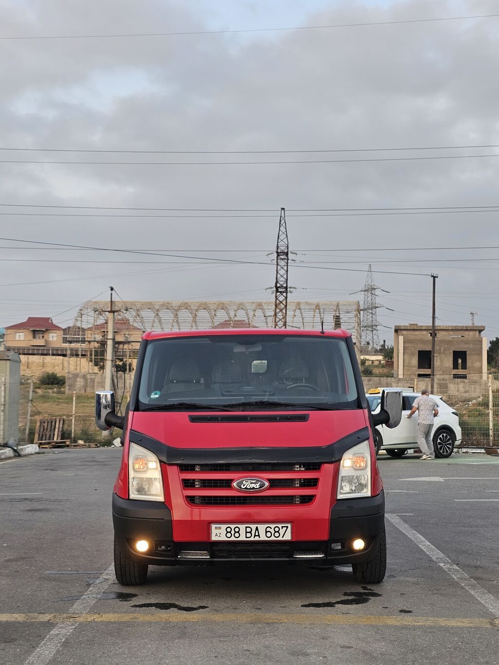 Ford Transit: 2.2 l 2009 il 196000 km Van body type