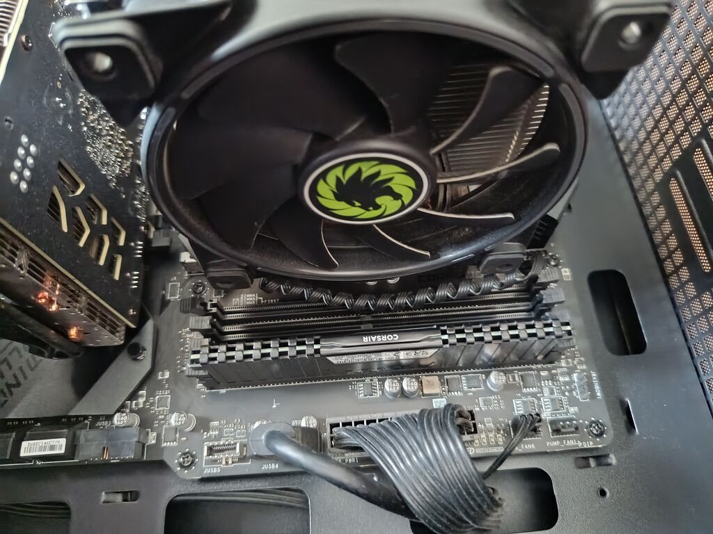 Masaüstü kompüter ideal vəziyyətdədir heç bir problemi yoxdur Cpu — Masaüstü kompüterlər, Bakı (4)