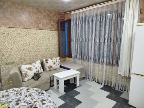 Xırdalan. xəzinə. palace restoranının yanında 2 otaq təzə təmirli ev — Баку