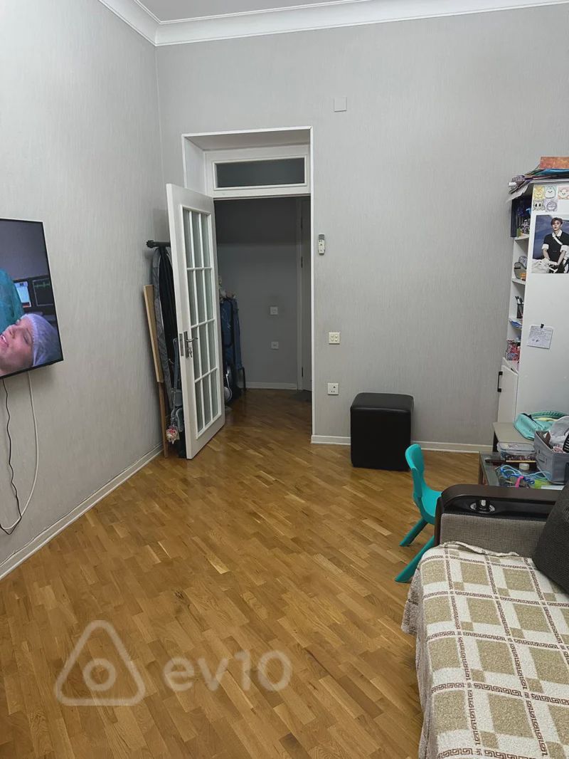 იყიდება 2-ოთახიანი apartment (old building), 48 მ² — Mənzil, Bakı (4)