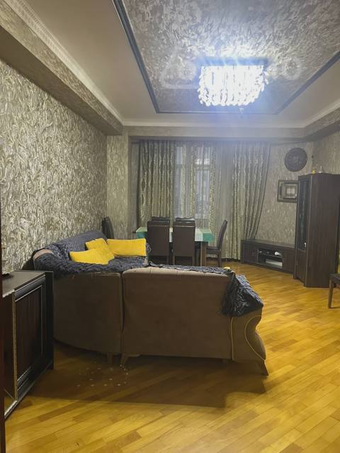 3 otaqlı mənzil, 120 m², Nefcilər metrosu Elşən Süleymanov — kirayə — 800 ₼ · Bakı · Mənzil 3 otaqlı mənzil, 120 m², Nefcilər metrosu Elşən Süleymanov — kirayə — Bakı