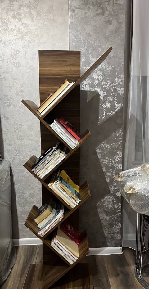 Kitablıq Saloglu mebelin materyaldan yigılıb ideal veziuetdedir Unv — 60 ₼ · Масазыр · Mebel Kitablıq Saloglu mebelin materyaldan yigılıb ideal veziuetdedir Unv — Масазыр
