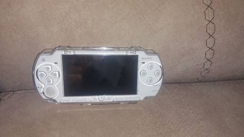 Salam psp 2000 satılır çox yaxşı veziyyetde alandan bəridir 1 adamda — 200 ₼ · Gəncə · Portativ oyun konsoləri Salam psp 2000 satılır çox yaxşı veziyyetde alandan bəridir 1 adamda — Gəncə