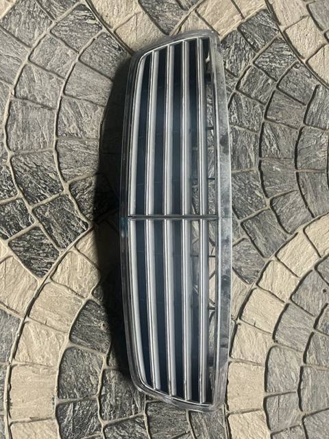 Mercedes Benz Oblisovka(radiator barmaqlığı) Məhsul: Avtomobil üçün — Bakı