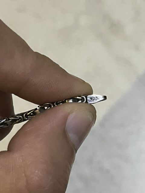 Boyunbağı, Gümüş, 20 g, Ünvandan götürmə, Ödənişli çatdırılma — 110 ₼ · Digah · Qolye və zəncir Boyunbağı, Gümüş, 20 g, Ünvandan götürmə, Ödənişli çatdırılma — Digah