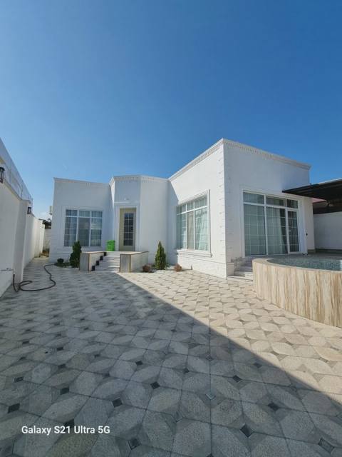 4 otaqlı həyət evi 100 m² satılır Bakı, Xəzər r — 230 000 ₼ · Bakı · Ev, villa 4 otaqlı həyət evi 100 m² satılır Bakı, Xəzər r — Bakı