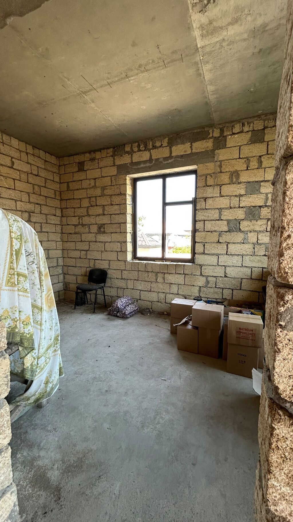 5 otaqlı, 240 kv. m, Təmirsiz — Ev, villa, Saray (7)