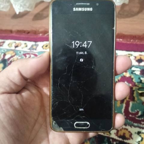 Samsung Galaxy A3 2016, 16 GB, rəng - Gümüşü, Qırıq — 25 ₼ · Baku · Samsung Samsung Galaxy A3 2016, 16 GB, rəng - Gümüşü, Qırıq — Baku