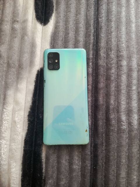 Samsung Galaxy A51, rəng - Mavi, İki sim kartlı — 100 ₼ · Bakı · Samsung Samsung Galaxy A51, rəng - Mavi, İki sim kartlı — Bakı