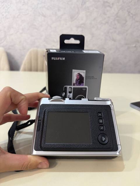 Fujifilm Instax mini Evo – hibrid ani fotoaparat Yenidir, 1 ay evvel — Bakı