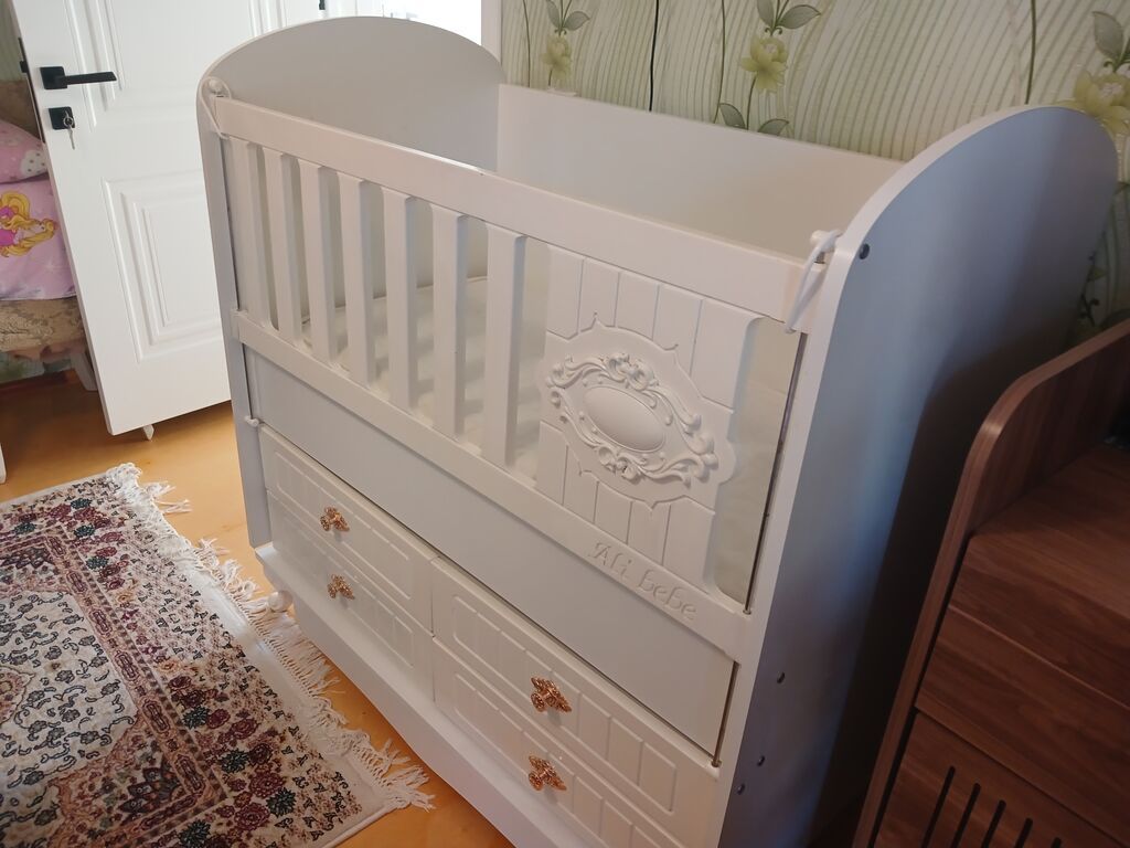Oğlan və qız üçün, İşlənmiş, Çarpayı, Matras ilə, Siyirməli — Yataqlar, Ceyranbatan (4)