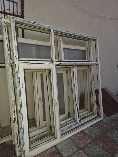 İşlənmiş İkiqat şüşə paketi Plastik pəncərə, Еni: 178 sm, Uzunluğu: 179 sm — 140 ₼ · Баку · Pəncərələr, qapılar, balkonlar İşlənmiş İkiqat şüşə paketi Plastik pəncərə, Еni: 178 sm, Uzunluğu: 179 sm — Баку