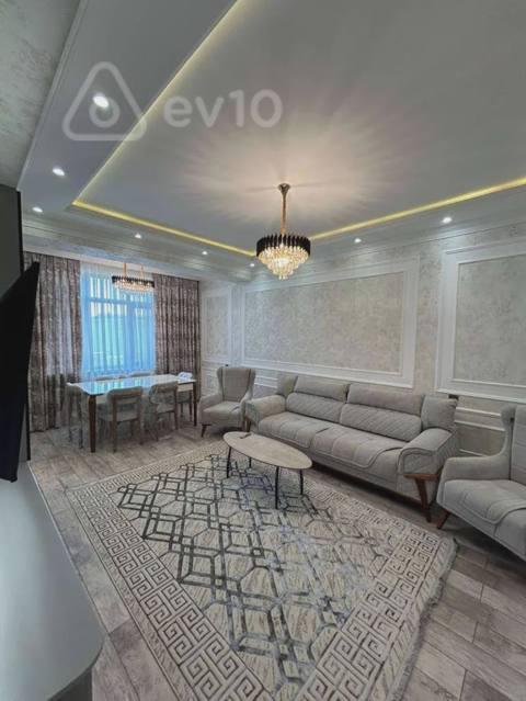 3 otaqlı mənzil, 112 m², esref eliyev — Baku