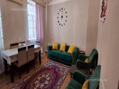 Kirayə 3 otaqlı Bina evi menzil (Köhnə tikili), 75 m², Nərimanov rayonu — 700 ₼ · 3 комн. · 75 м² · 3/4 этаж · Bakı · Mənzil Kirayə 3 otaqlı Bina evi menzil (Köhnə tikili), 75 m², Nərimanov rayonu — Bakı