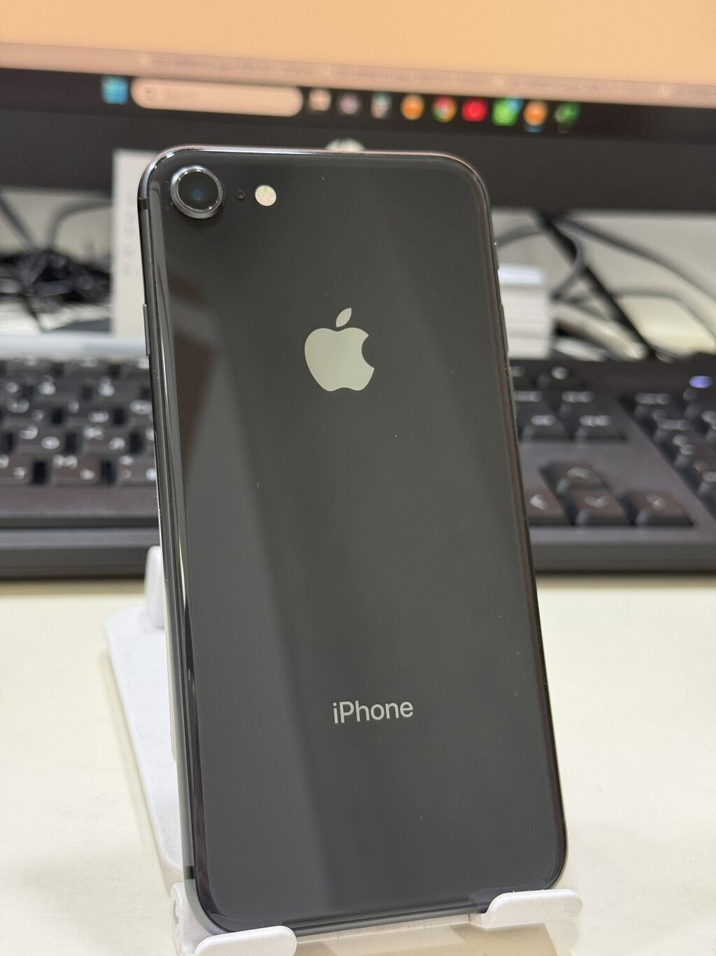 IPhone 8, 64 GB, Qara, Barmaq izi, Face ID — Apple iPhone, Bakı (4)