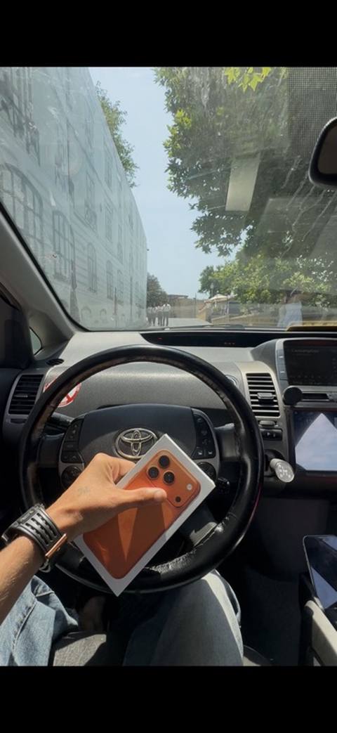 IPhone 17 Pro, Narıncı — 2 000 ₼ · Digah · Apple iPhone IPhone 17 Pro, Narıncı — Digah