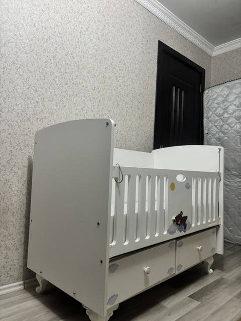 Oğlan və qız üçün, İşlənmiş, Dördbucaq, Beşik, Dəstsiz, Matras ilə, Yellənmə mexanizmsiz — 100 ₼ · Баку, Nərimanov · Bəşikləri Oğlan və qız üçün, İşlənmiş, Dördbucaq, Beşik, Dəstsiz, Matras ilə, Yellənmə mexanizmsiz — Баку