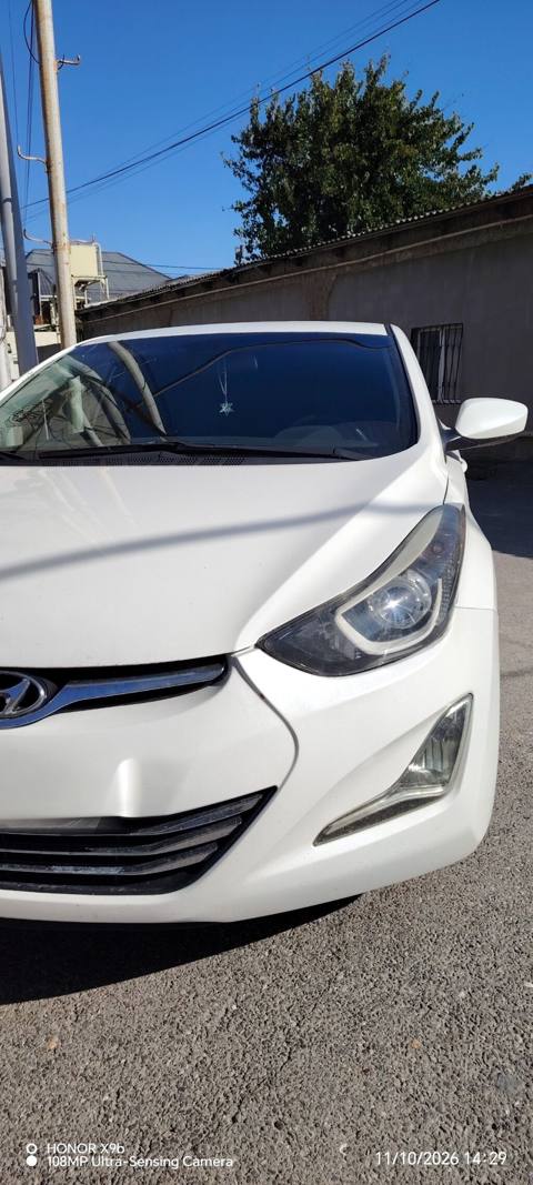 Hyundai Elantra sedan – ağ rəng, benzinli. Texniki və xarici — 18 500 ₼ · 2015 · Дигях · Avtomobillər Hyundai Elantra sedan – ağ rəng, benzinli. Texniki və xarici — Дигях