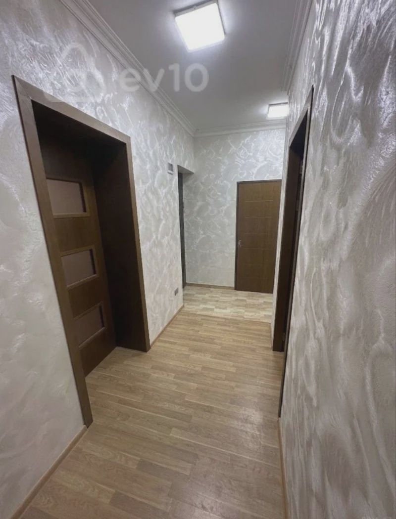 For rent: 2-room apartment (old building), 60 m² — Mənzil, Bakı (3)